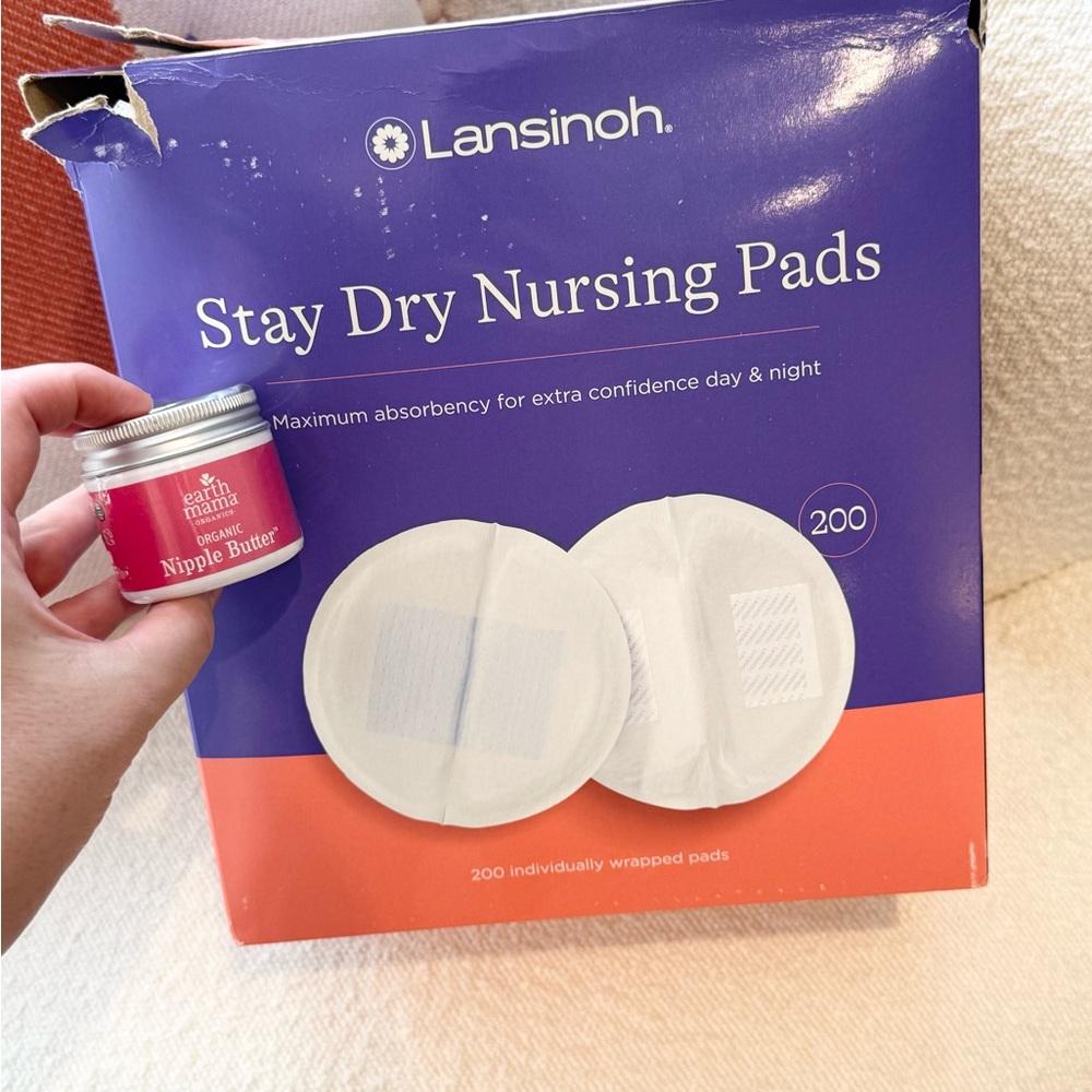 ✨BUNDLE✨Earth Mama Organic Nipple Butter & Lansinoh Stay Dry Nursing Pads